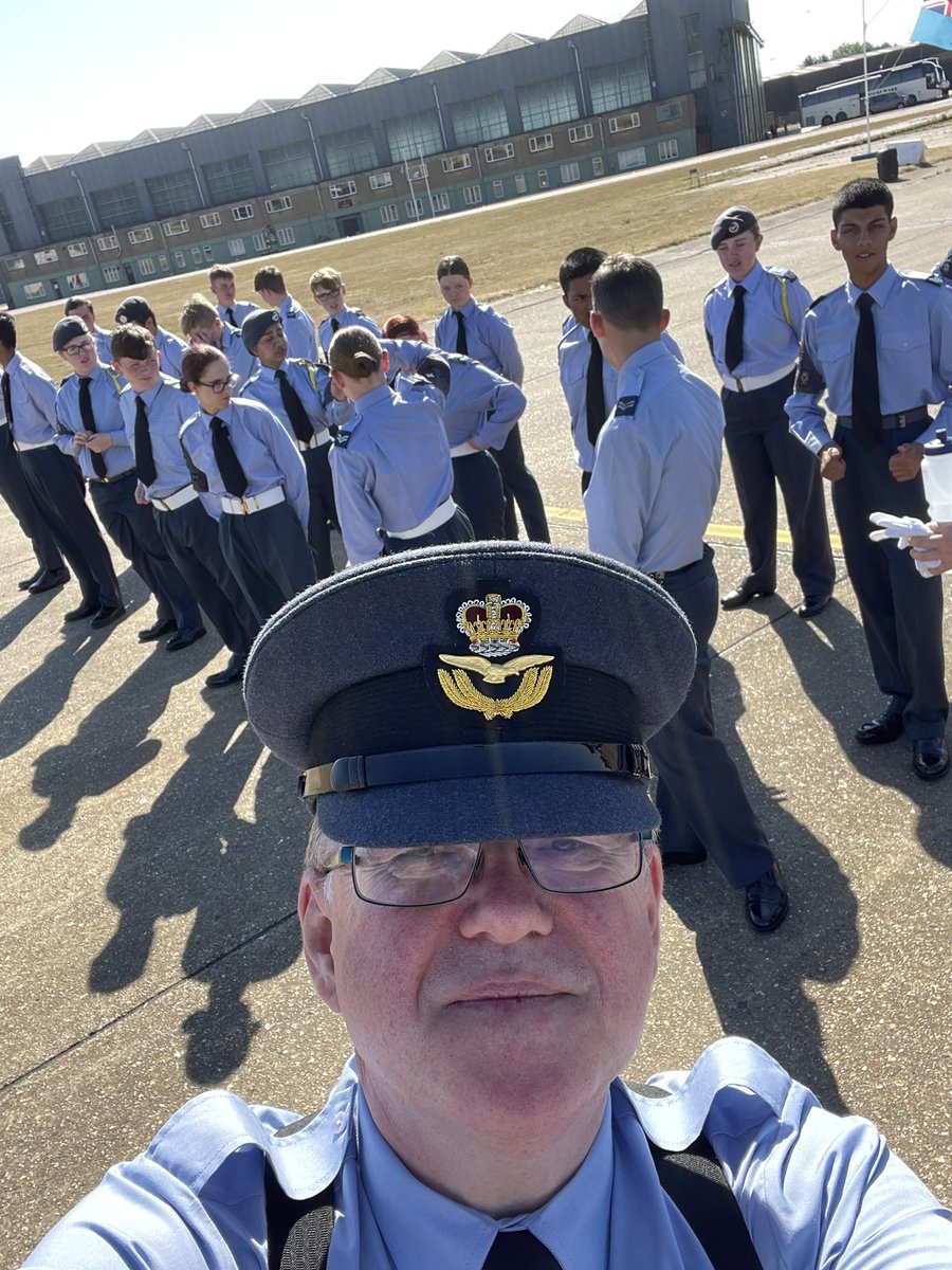 Emily Taylor tweet media