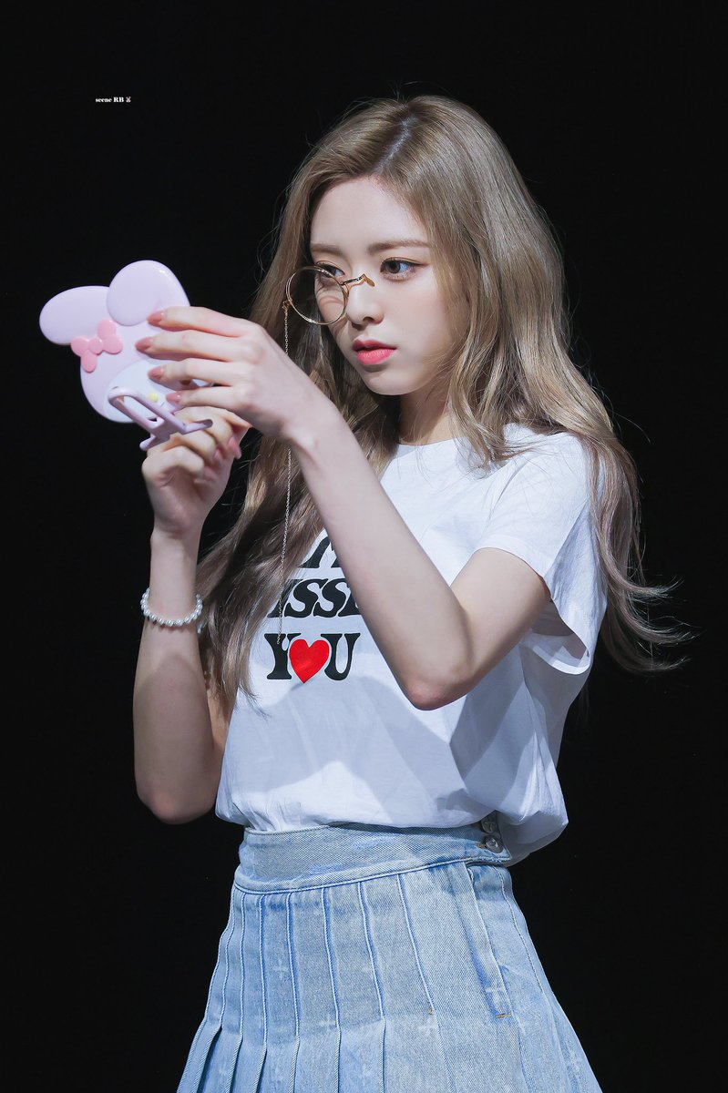 미쳤다걍...
신유나의승리다(뭐가요