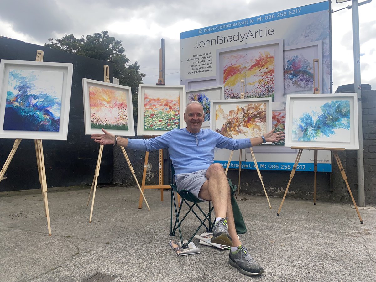 JohnSBrady's tweet photo. Pop up Art at Crossguns Bridge in Phibsboro https://t.co/umzEz4CiU9