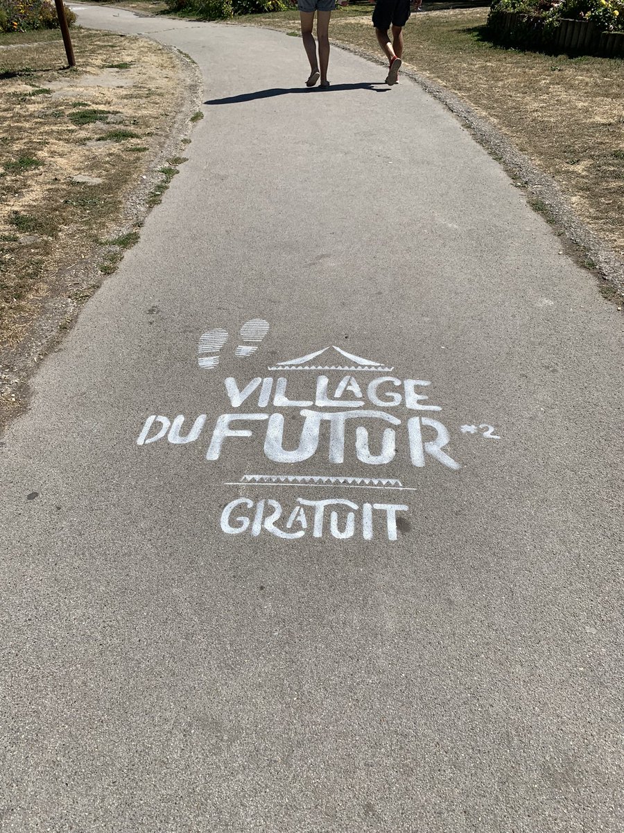 EDF_HDF's tweet photo. Trop chaud pour aller à la plage? On vous attend à l’ombre du parc Fort Louis @CoudekerqueBrch dans le Village du Futur de la #CUD. Jeux, quizz, visites virtuelles… @EDFGravelines @dalkia @EDF_RE https://t.co/Praru9uHFZ