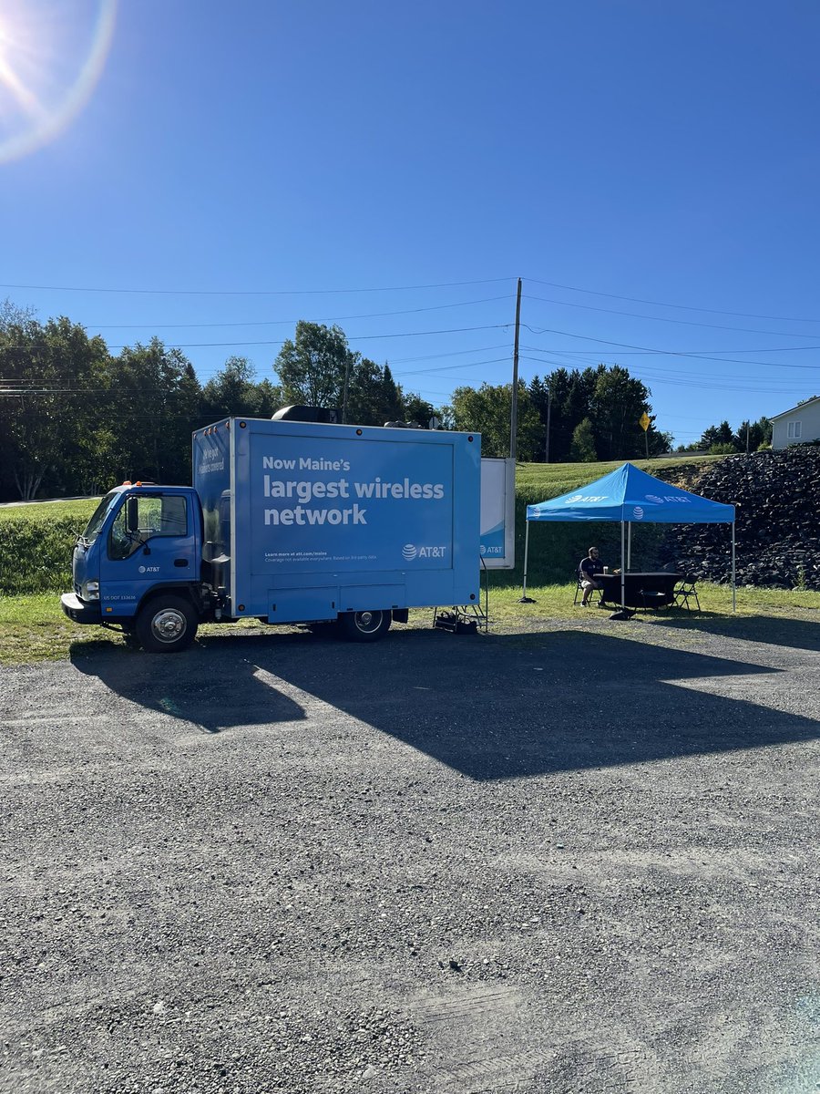 DoodyJesse's tweet photo. The Mobile Store is in Madawaska Maine today.  The weather is beautiful, there is a festival in town.  Looking forward to today and interacting with the community.  Let’s see what the day brings. @El_MIKE_G @LillardDerick @emilywiper @CurtChaput09 #LightItUpNE https://t.co/YIKIIwUYlf