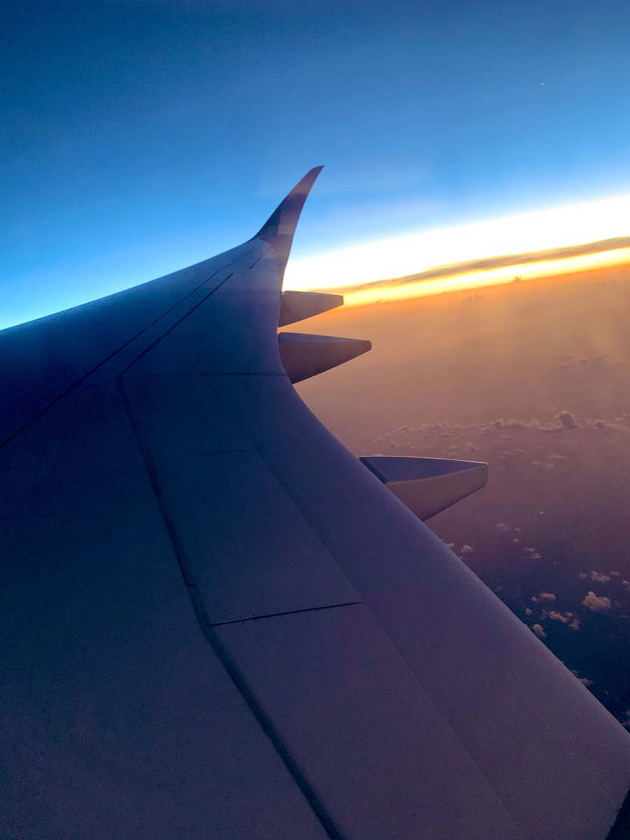 begottensun's tweet photo. 16hrs in a planes Jhb - ATL. 😔 5 hrs stop in ATL then 1:30hrs to DC.
#FreshinaBox #ILVP https://t.co/AKhVzZFohS