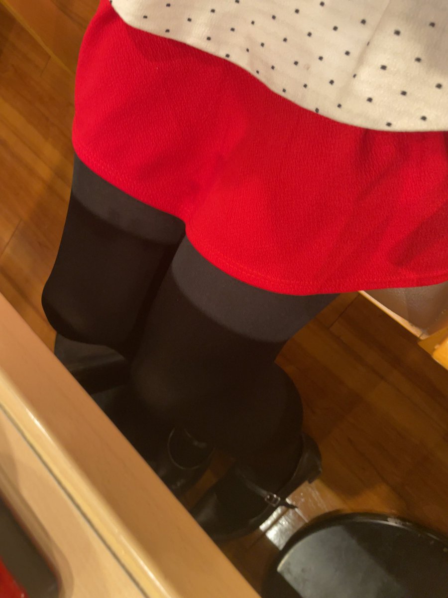 cardcaptor_yuki's tweet photo. タイツ無しでは生きられない体になってしまいました💦 https://t.co/HPLWFavSwJ