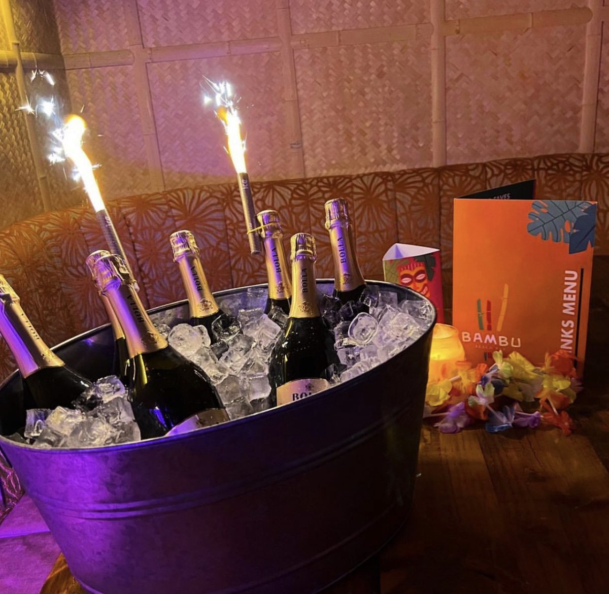 Pop the bottle 
Drink the fizz 
Dance the night away 

Sounds like a typical Bambu Saturday night 💃 
Happy National Prosecco Day 🍾 🥂

#bambu #bambubeachbar #beachbar #tikicocktails #tikibar #proseccoday #nationalproseccoday #proseccosaturday #swanseadrinks