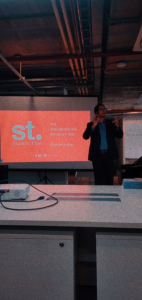 RohanPoluri's tweet photo. @startoonlabs
This could be considered one of the most productive sesh I could attend this evening.
#st
#studenttribe
#Imthetribe
#smarttribe
@charanfunda @Stumagz https://t.co/VnM7qkrpUR