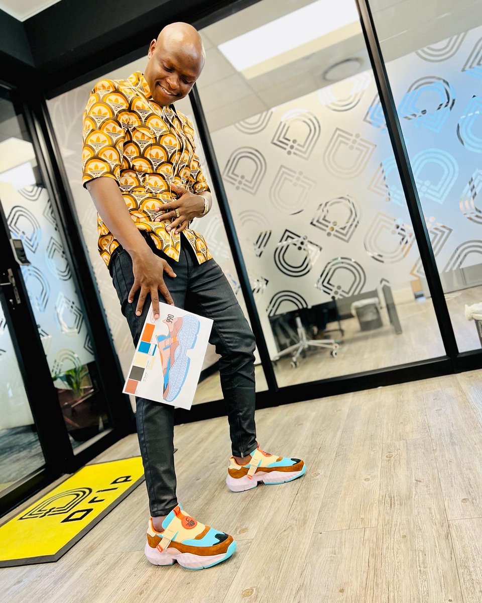 casspernyovest's tweet photo. I remember buying my first pair of Ice Creams by Pharrell and a fake pair of Louis Vuitton Dons by Kanye during the come up. 

Always dreamt of designing my own sneaker and here we are. 

The New ROF v2s. 

Dropping summer 2022

By Sizwe Ratau , Lekau Sehoana and Cassper Nyovest. https://t.co/Sw07DImJJD