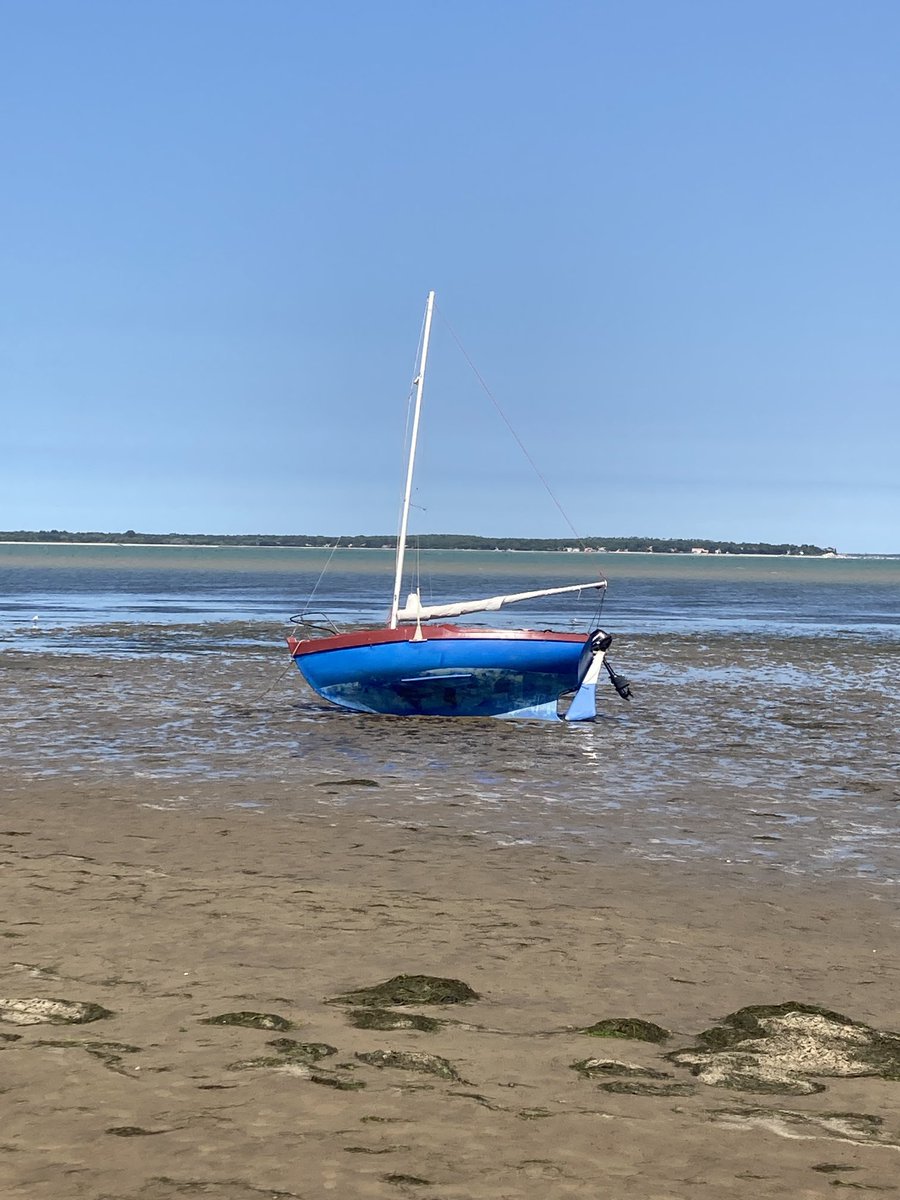 Reposez vous . Nous c’est vacances 🏝 rdv le 5 septembre pour la rentrée