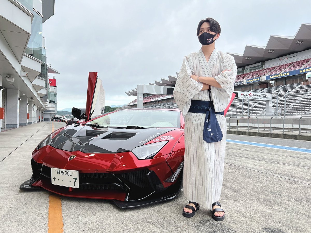 Moxxchabin's tweet photo. FUEL FEST出馬してきました。
下駄は脚痛すぎてはけなかったです。 https://t.co/vf6wF8bsZK