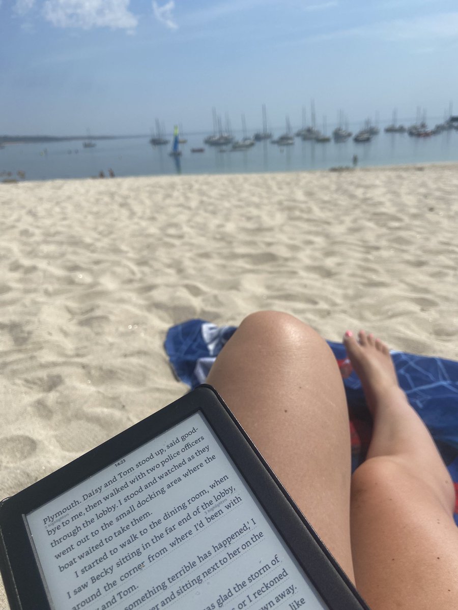 cathrynanne24's tweet photo. Saint Evette Beach France, one of my favourite places. This is where I wrote one of my 1st ever book reviews, #TheFamily by @Fab_fiction Itβs where I read & loved #BehindEveryLie by @Christinamac79 & itβs where Iβm now reading & enjoying #TheResort by @suewatsonwriter π https://t.co/jonem9u2xS