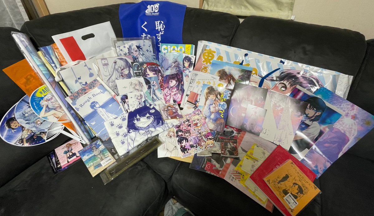 yuz_sio's tweet photo. 今日の戦利品✨
欲しいもの全部ゲット出来て良かった！ https://t.co/TuEEZ8W3un