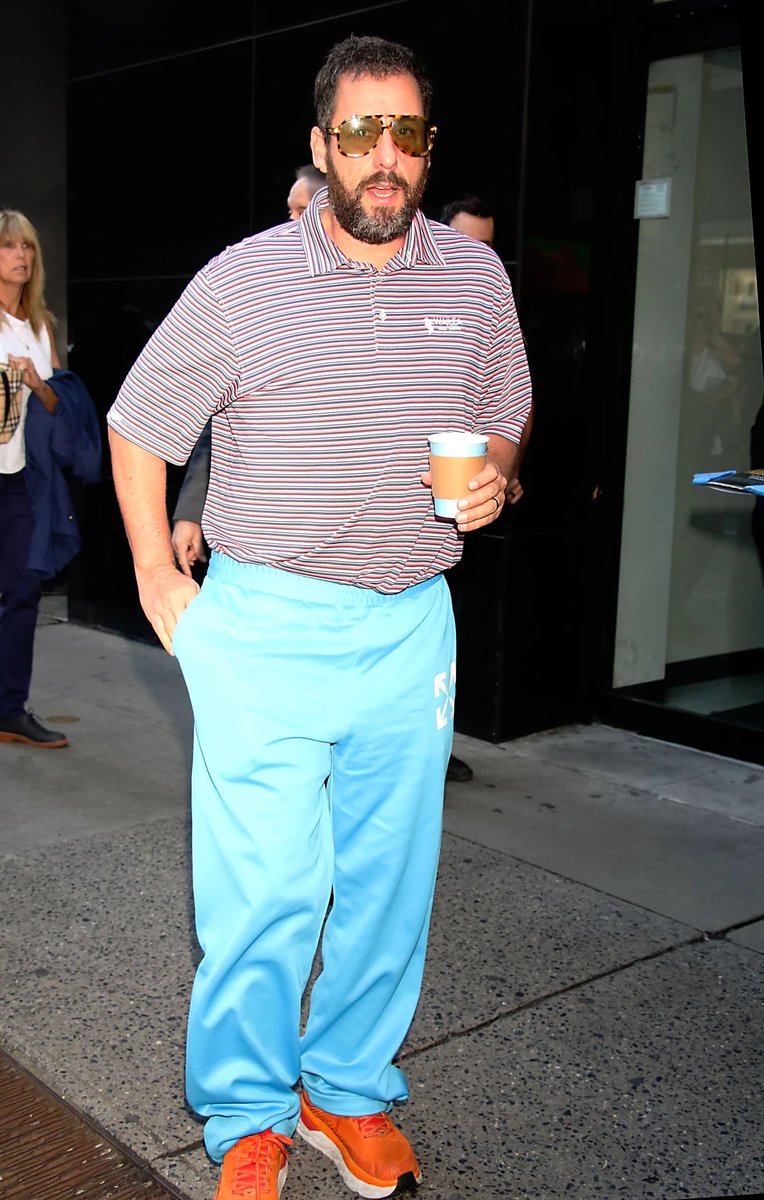 ShooterMcGavin's tweet photo. I’ve moved on but man, I really blew a 4 shot lead to a guy that dresses like this in public. https://t.co/f6YmteYm6Y