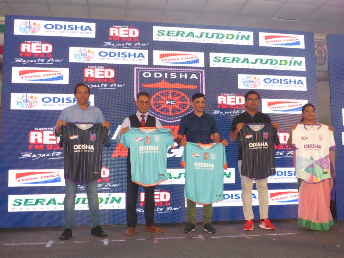 frozit_india's tweet photo. Honoured to be a part of an exciting event, official Odisha FC Kit Launch for the year 2022–2023 Hero Indian Super League season.
Thank you, everyone and Red FM
For making Frozit a part of this great event.
#Frozit #RuchiFoodline #HeroIndianSuperLeague #RedFM #OdishaFC #Odisha https://t.co/TKETHAMStN