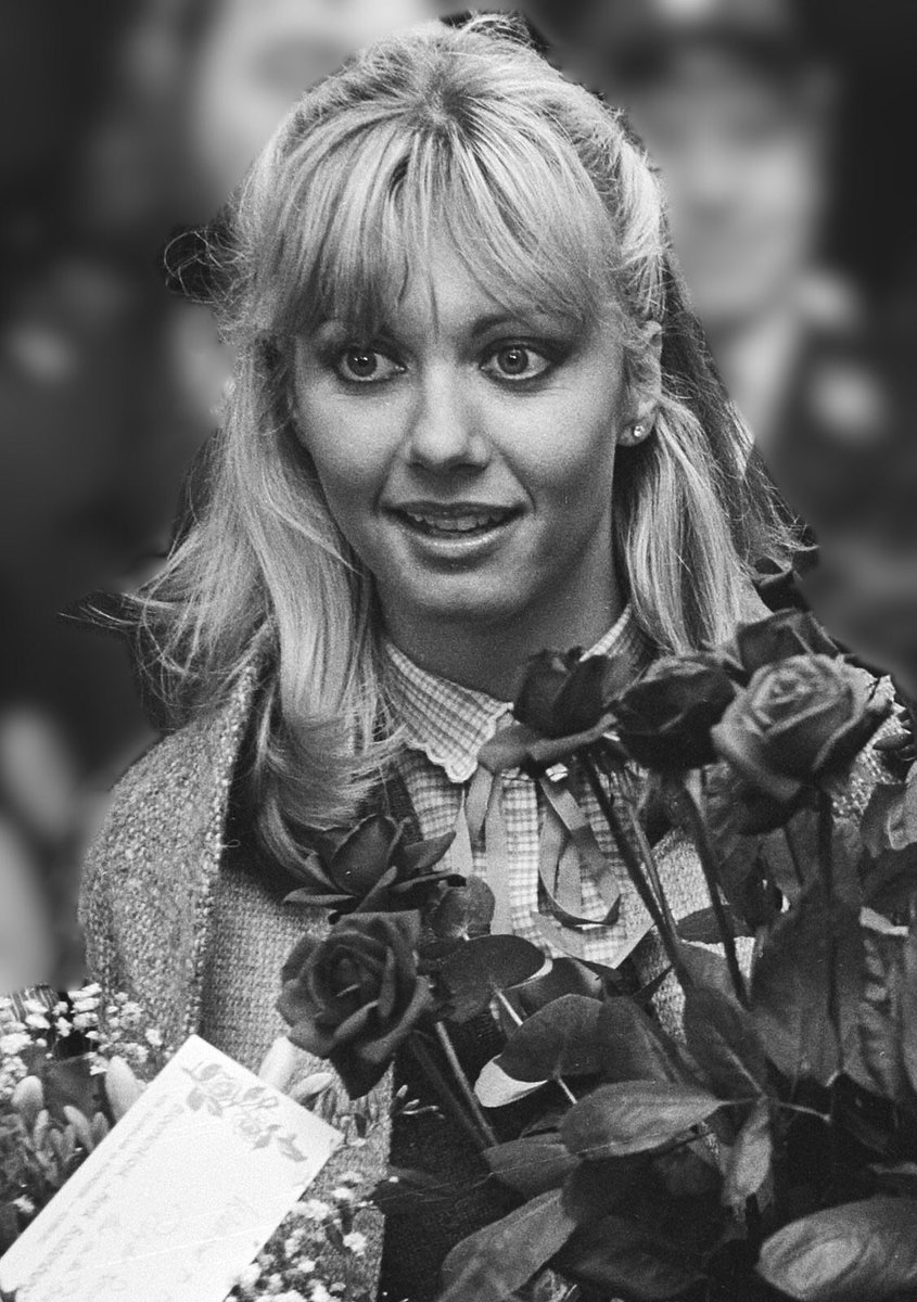 ialreadytoldyo3's tweet photo. Sadly we lost one of music's absolute greats. Here is our @ialreadytoldyo3 podcast rememberance of the super excellent music of @olivianj.Melissa was a super fan as a kid and her love carries through today. Lets re-remember Olivia! https://t.co/VH08iJqkHb https://t.co/YjjsbivJ1b