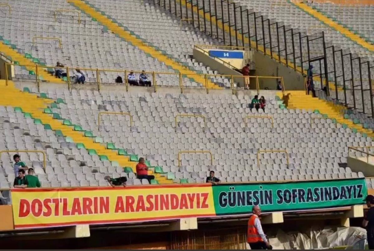 Ne güzeldir yollarda olmak şimdi ...