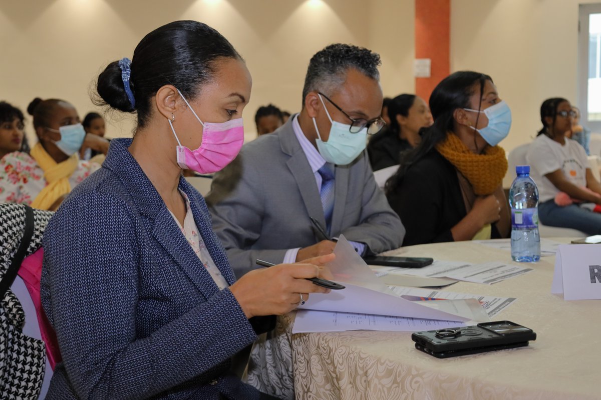 tayaeth's tweet photo. “Helping young people to engage meaningfully is a step towards ensuring our country's development” Dr. Meseret Zelalem, Maternal & Child Heath Directorate Director, @FMoHealth
#InternationalYouthDay
#Youth
#RHRN
#InternationalYouthDay
@EngenderHealth #EWDNA
#ODWaCE
#AfriHealth https://t.co/xi8LHBLLpN