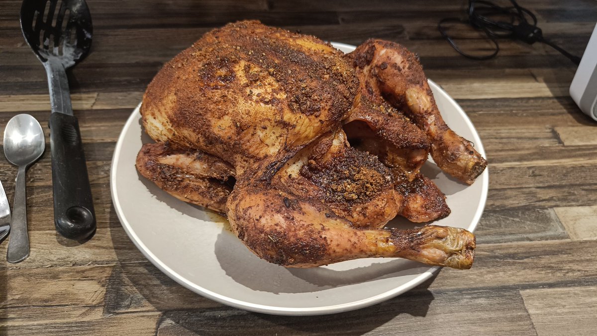 ZachStagers's tweet photo. I invested in a Weber Kettle BBQ this week and BBQed my first ever whole chicken today. Super pleased with how it's come out! I'm hooked, give me your #BBQ tips and recipes! https://t.co/tXzStc79gj