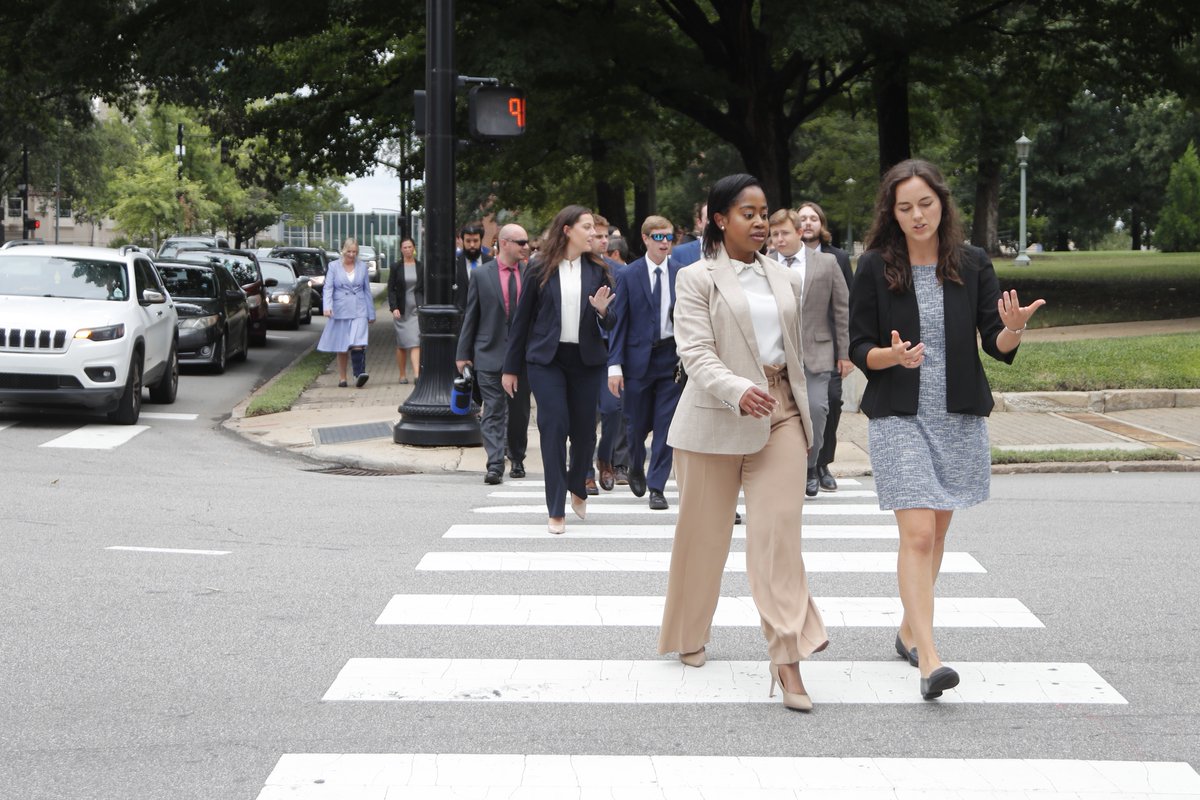 CampbellLawSch's tweet photo. Our new 1L students made their way through the #CampbellLaw Court Crawl, a unique opportunity to visit courts in downtown Raleigh. Only steps away from the Campbell Raleigh campus! #leadingwithpurpose https://t.co/lB6uR2JusO