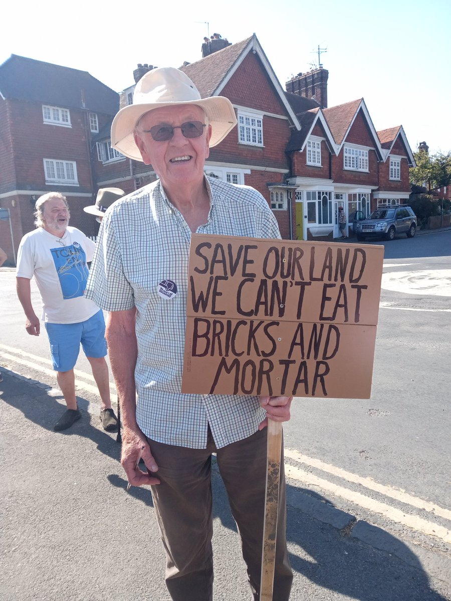 WWBSquashed's tweet photo. "Save our land - we can't eat bricks and mortar"...

"Protect our wildlife"...

Saving green field sites matters to all our futures. @LewesDC please reject #Gladman's speculative development proposals. 

@CPRESussex @CommunityVOP @JamesMacCleary @mariacaulfield https://t.co/XryRxOOw9k