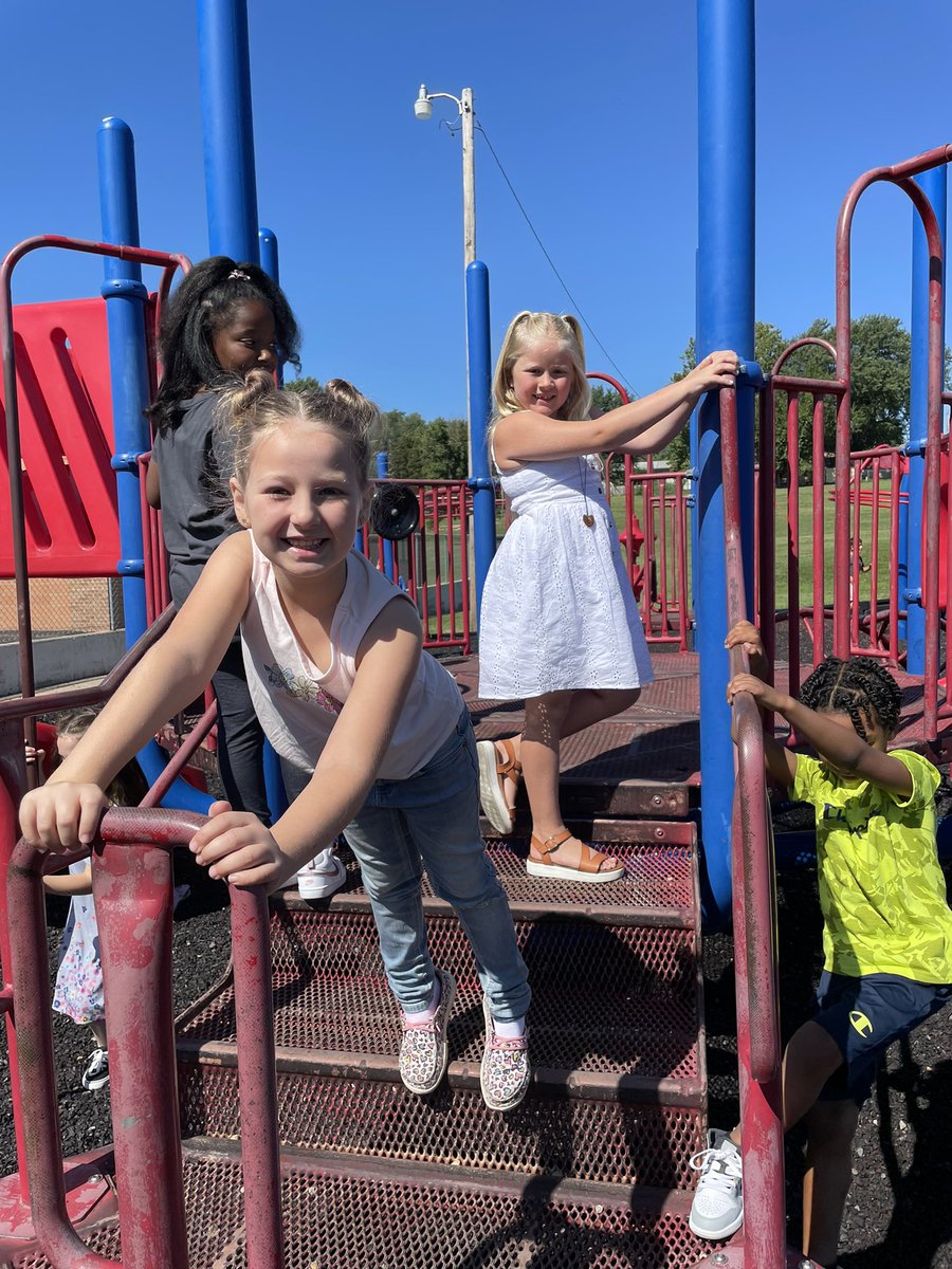 Fantastic first days of school for <a href="/CentralPauline/">Pauline Central Primary School</a> 2nd graders!#PCMissionPossible #PCProud #WeArePC