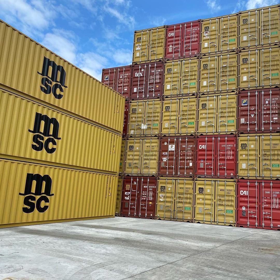 H𝗼𝘄 𝗛𝗶𝗴𝗵 𝗖𝗮𝗻 𝗦𝗵𝗶𝗽𝗽𝗶𝗻𝗴 𝗖𝗼𝗻𝘁𝗮𝗶𝗻𝗲𝗿𝘀 𝗕𝗲 𝗦𝘁𝗮𝗰𝗸𝗲𝗱? 

Check out our most recent blog answering how many containers can be stacked safely and securely! 
resacon.org

#shippingcontainer #shippingcontainersforsale #cargocontainers