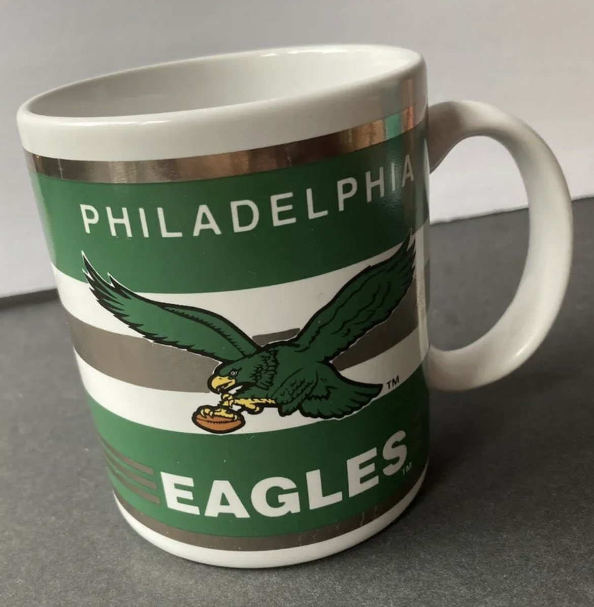 phillymortgage's tweet photo. @garyvee Who cares about mugs when @veefriends @zerocool series 1 and series 2 booming!?!?!?!?? And just kidding about mugs…everyone needs coffee. https://t.co/BE0Ir8mPPo
