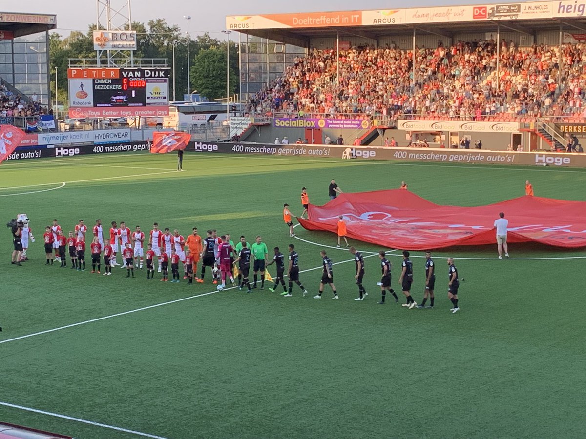 HenkBrinkDr's tweet photo. We gaan beginnen met de eerste thuis wedstrijd van onze @Fc_Emmen #samenterug in de @eredevisie #HIERKOMIKWEG https://t.co/gLAzkbizVO