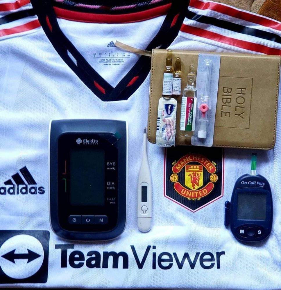 BeenRatiod's tweet photo. @rioferdy5 4th kit released today, pre-order at your local hospital. https://t.co/sI9ZWEUXEo