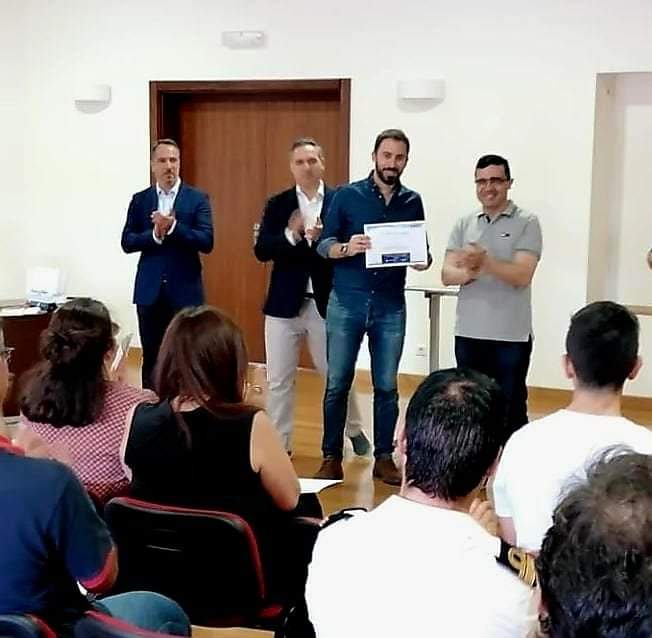 ivancgoncalves's tweet photo. 👨‍🎓Cerimónia de entrega de diplomas do Curso "Cibersegurança, Ciberdefesa e Exercícios de Gestão de Crises no Ciberespaço", lecionado pela Academia Militar e pela CIIWA, com a coordenação científica do Brigadeiro-General Viegas Nunes.
#Cibersegurança #Ciberdefesa https://t.co/BEiyHBbO3W