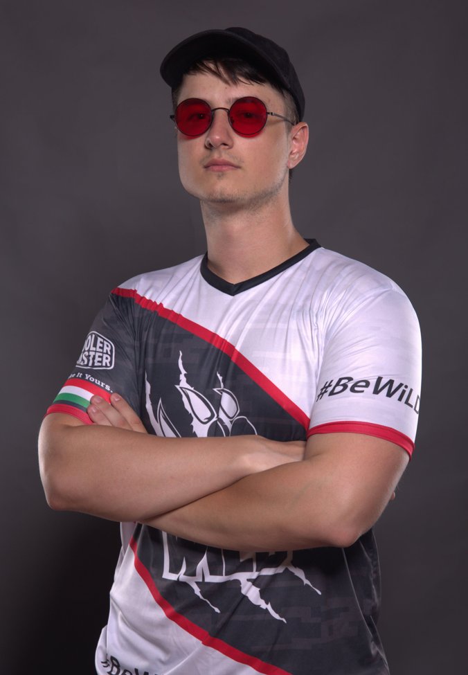wildmultigaming's tweet photo. There are no more chances. We need to win today against @AnonymoEsports, to continue our V4 Masters journey.
Majd lazába toljuk mint @Herkii_ oszt cső... 🤷♂️
🖥️🇭🇺https://t.co/MJRb69BWj8
#BeWiLD @CoolerMaster @Dombai_Europe #V4Masters #V4 #R6V4M #R6S @Rainbow6V4 #HUN https://t.co/6dtymvMwKr