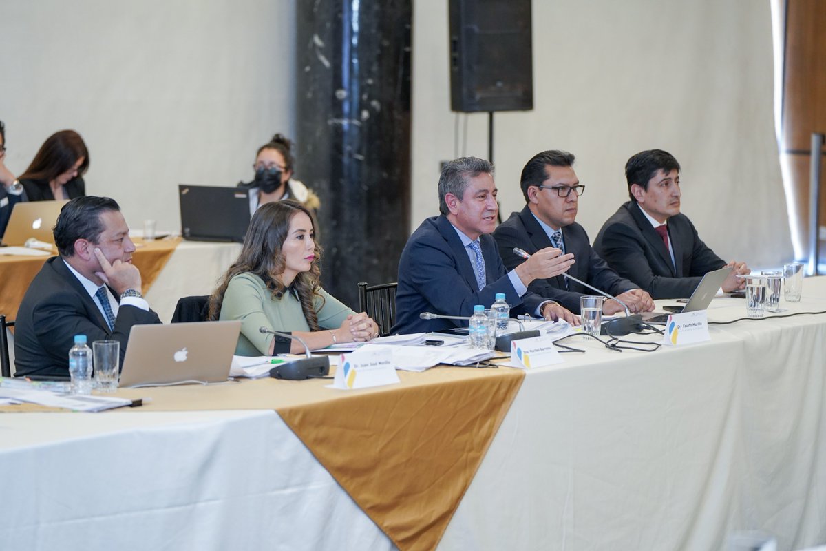 CJudicaturaEc's tweet photo. Se dice que los jueces fueron removidos porque no respondían a los intereses del actual #CJ. Salieron porque se evidenció incapacidad para desempeñar el cargo. “No es posible que con esa precariedad sigan administrando justicia en la más alta Corte del país". @FaustoMurilloEC https://t.co/ntVJFeJtV5