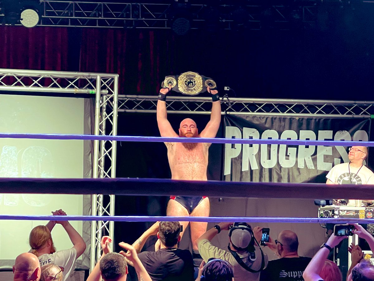 I’ve just witnessed A LOT. But perhaps nothing as insane as this. @DamoMackle is your NEW @ThisIs_Progress WORLD CHAMPION! 🤯 #Sheffield
