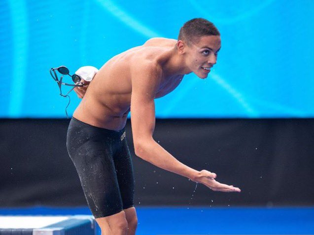 Als 17-jarige een bijna onmogelijk wereldrecord uit de boeken zwemmen. David Popovici is indrukwekkend en niet te stoppen. 👏🏼

As a 17-year-old, breaking an almost impossible world record. David Popovici is impressive &amp; unstoppable. Congrats! 👏🏼