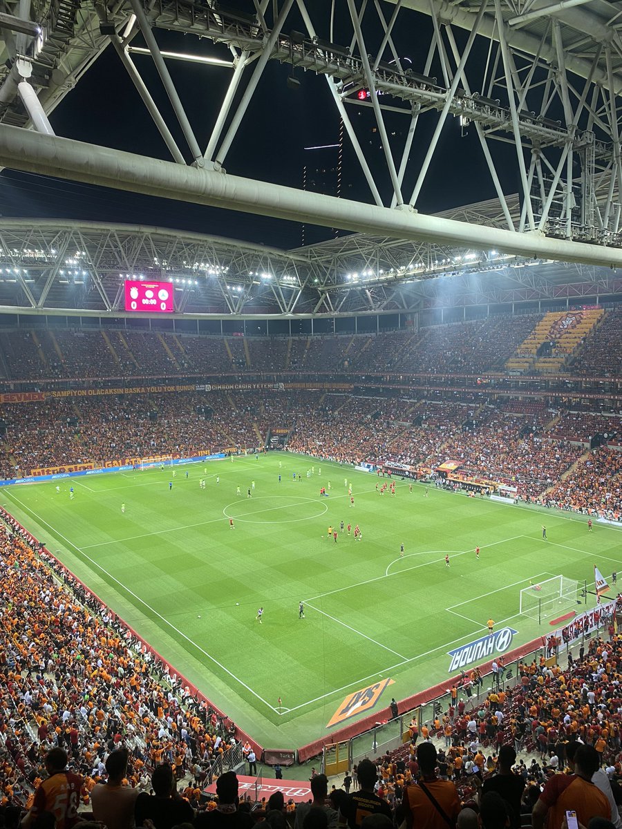 gemiciogluahmet's tweet photo. @galatatransfer https://t.co/RlKwAVHrWS