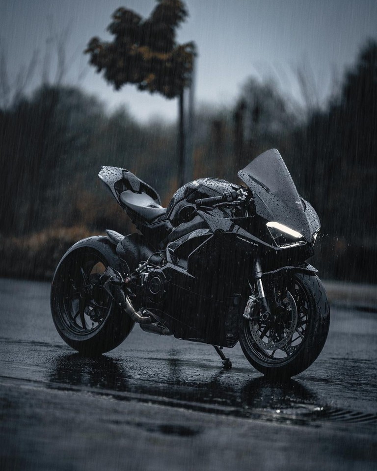 MoreMotorcycles's tweet image. Ducati Panigale V4