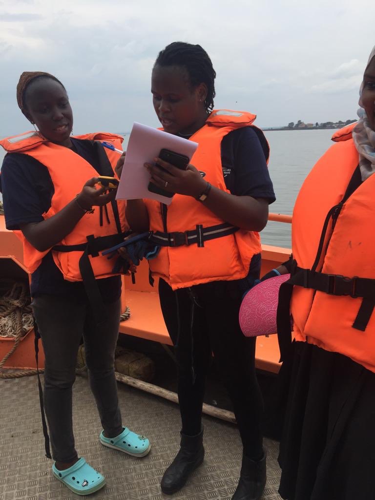 WiGIS_UG's tweet photo. Ghost fishing gear is a type of waste in  &amp; around our water bodies that we normally don’t talk about but a real threat to our aquatic ecosystem! We joined hands with @UgandaRangers @GGGInitiative to map&amp; collect ghost fishing gear along  the shores of LakeVictoria @SharedGeo https://t.co/PYkhTpGQrF