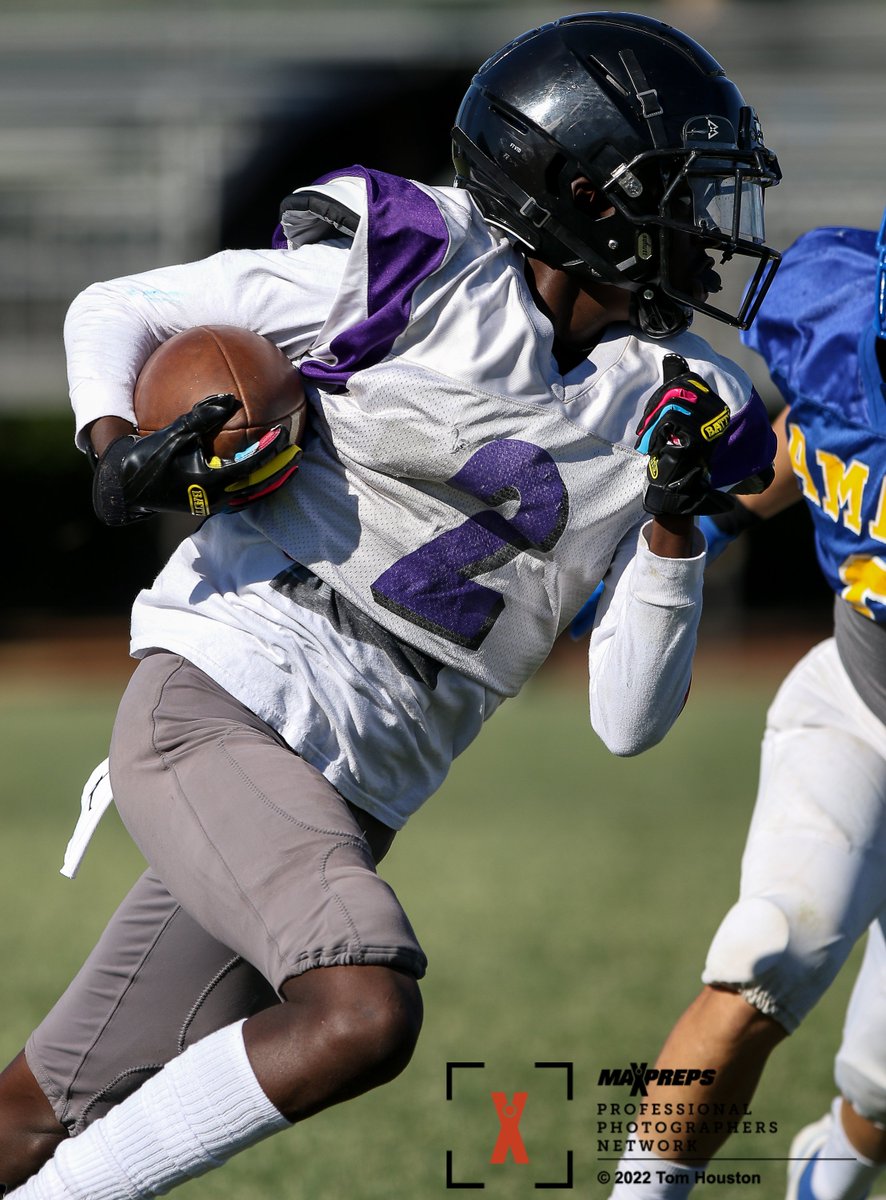 ProShotsbyTom's tweet photo. Bishop Amat vs Rancho Cucamonga freshman photo gallery now posted on MaxPreps. #highschool #football #cifss @amatsports @sports_rchs @CoachHagerty  
@RCHSCougarsFB @MaxPreps @MaxPrepsPR
 
https://t.co/F4QhzHgeGg https://t.co/4G0x2G1ntn