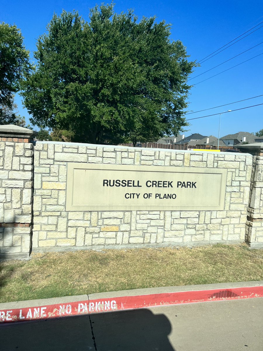 iselarussell's tweet photo. Way to go TCHS XC. Meet #1 in the books: Russell Creek.  @TCTrack_XC @TheColonyHS #OneLISD @Russell_SSP https://t.co/N2YOrSaItC
