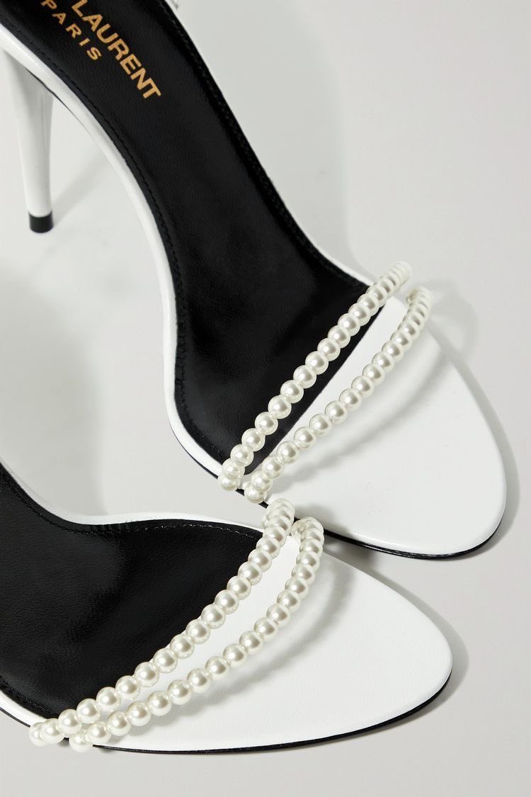 arsenalologist's tweet photo. saint laurent pearl heels; https://t.co/6DKGGMU7zU