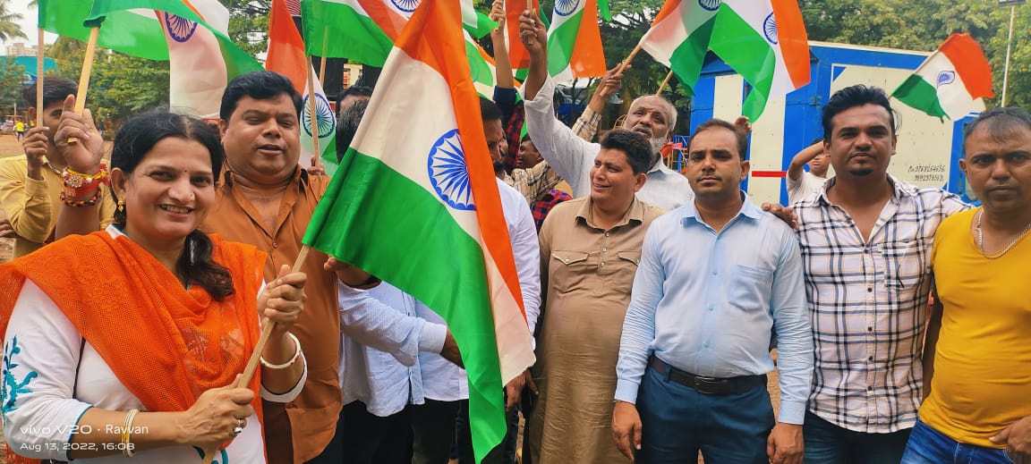 INCBabitaSharma's tweet photo. तिरंगा गौरव यात्रा गोरेगाव मे  @priyankagandhi @sanjaynirupam @MahilaCongress @BhaiJagtap1 https://t.co/sRSlgFsgda