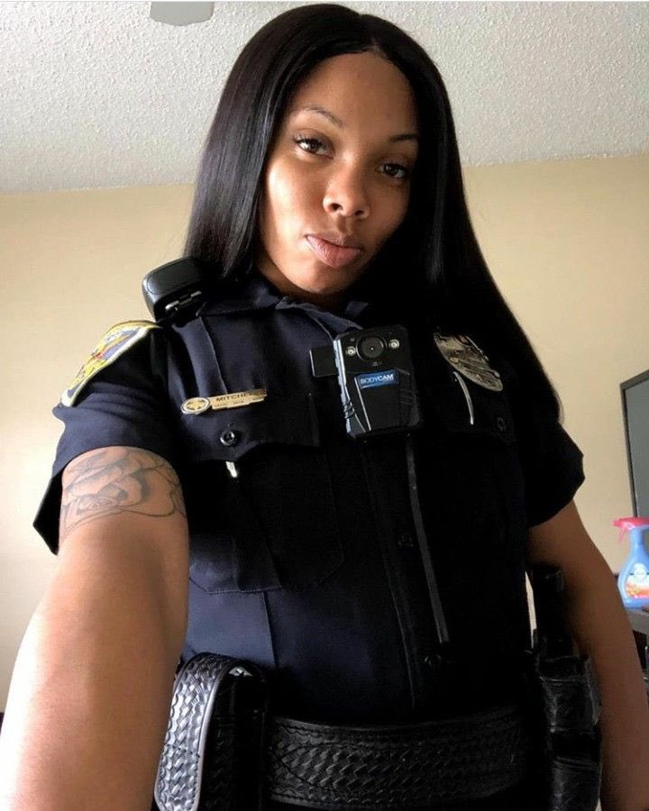 ThatBlkCop's tweet photo. “Don’t fuck with this cop.” https://t.co/lqLxK44q6b