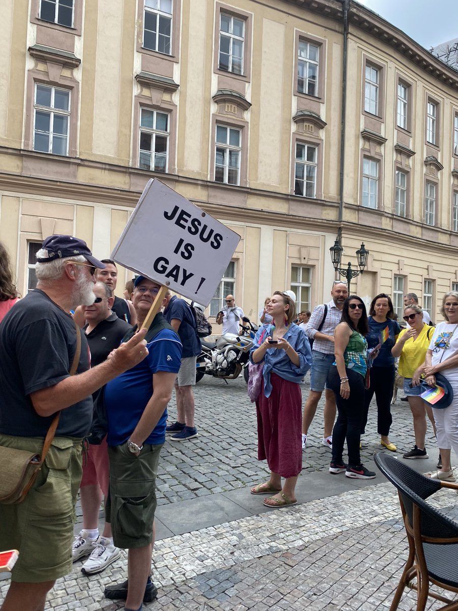 boymeetsSope's tweet photo. děda je můj idol https://t.co/p81zBN0kCB