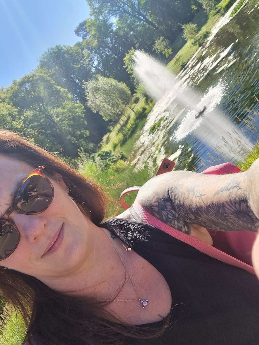 elishatay02's tweet photo. Me and my youngest had the honour of being apart of Scrans residential. What an absolute pleasure making memories, exploring and adventures with a awsome bunch. celebrating a very special 16th! #scranfam so inspired by each young person. Thank you all so much for inviting us❤️ https://t.co/nOn9HfEobi