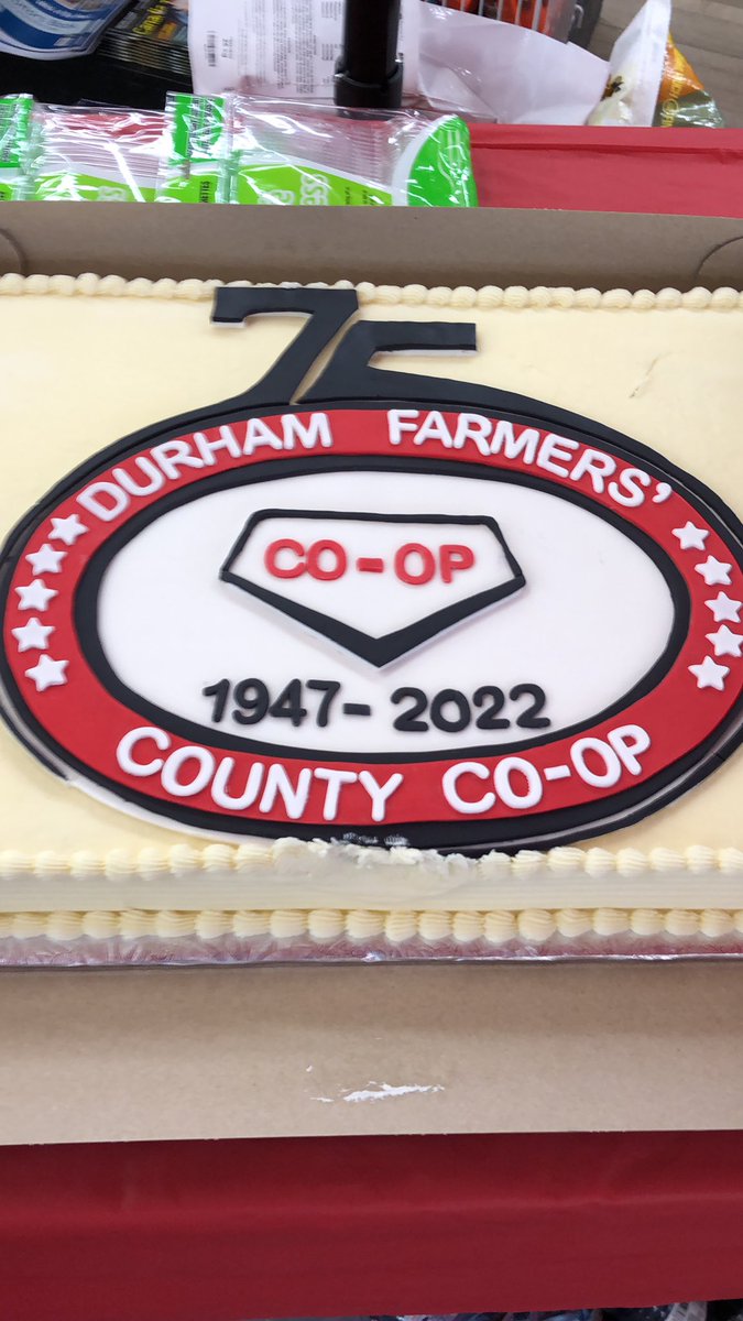 1feedguy's tweet photo. Durham Farmers Coop 75 years!! #farmon @DurhamCoop @MFeedsEquine @MasterfeedsCDN https://t.co/47BnmbXns7