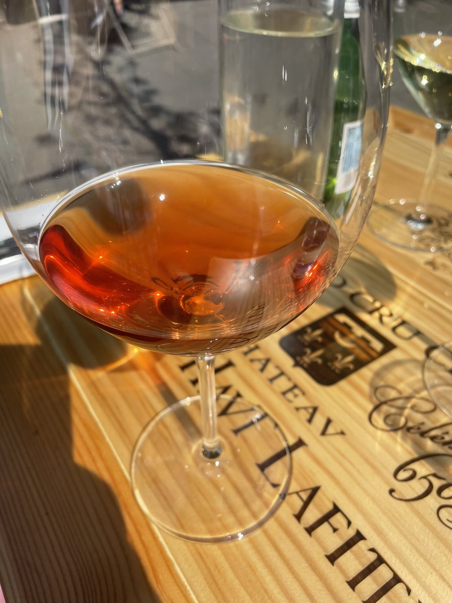 DavidMarra's tweet photo. Lots of wrong answers today (good, but incorrect) - but congrats to the couple of you who got it right! #Foradori Pinot Grigio
#OrangeWine https://t.co/RKatZcSXik