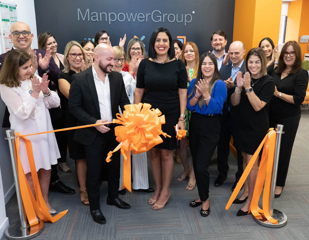mofloresb's tweet photo. 🇵🇷 Esta semana estuvimos reinaugurando nuestra oficina en San Juan #PuertoRico, reconocimos y celebramos logros extraordinarios y presentamos nuevos servicios con nuestras marcas #Experis y #TalentSolutions

¡Muchas felicidades equipo! ⭐️

#WePowerTheFutureOfWork https://t.co/ELaUe0QY2V