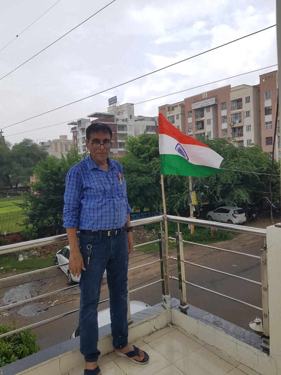 Cd6Xen's tweet photo. Har ghar tirangaa campaign. Azadi ka amrit mahotsav at my house in Jaipur https://t.co/EErMKtAR9r