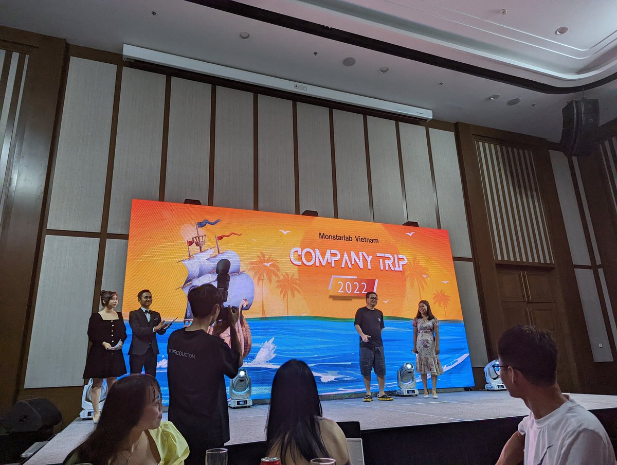 KanakoTropical's tweet image. パーティーに参加させてもらいましたー！活気があってみんなすごく楽しそうでめちゃめちゃ刺激受けまくり😍
食事も美味しかった🍴
ありがとうございました😊
#モンスターラボ
#monstarlab
#ベトナムの社員旅行
#ハノイから
#久しぶりに友人とも再会