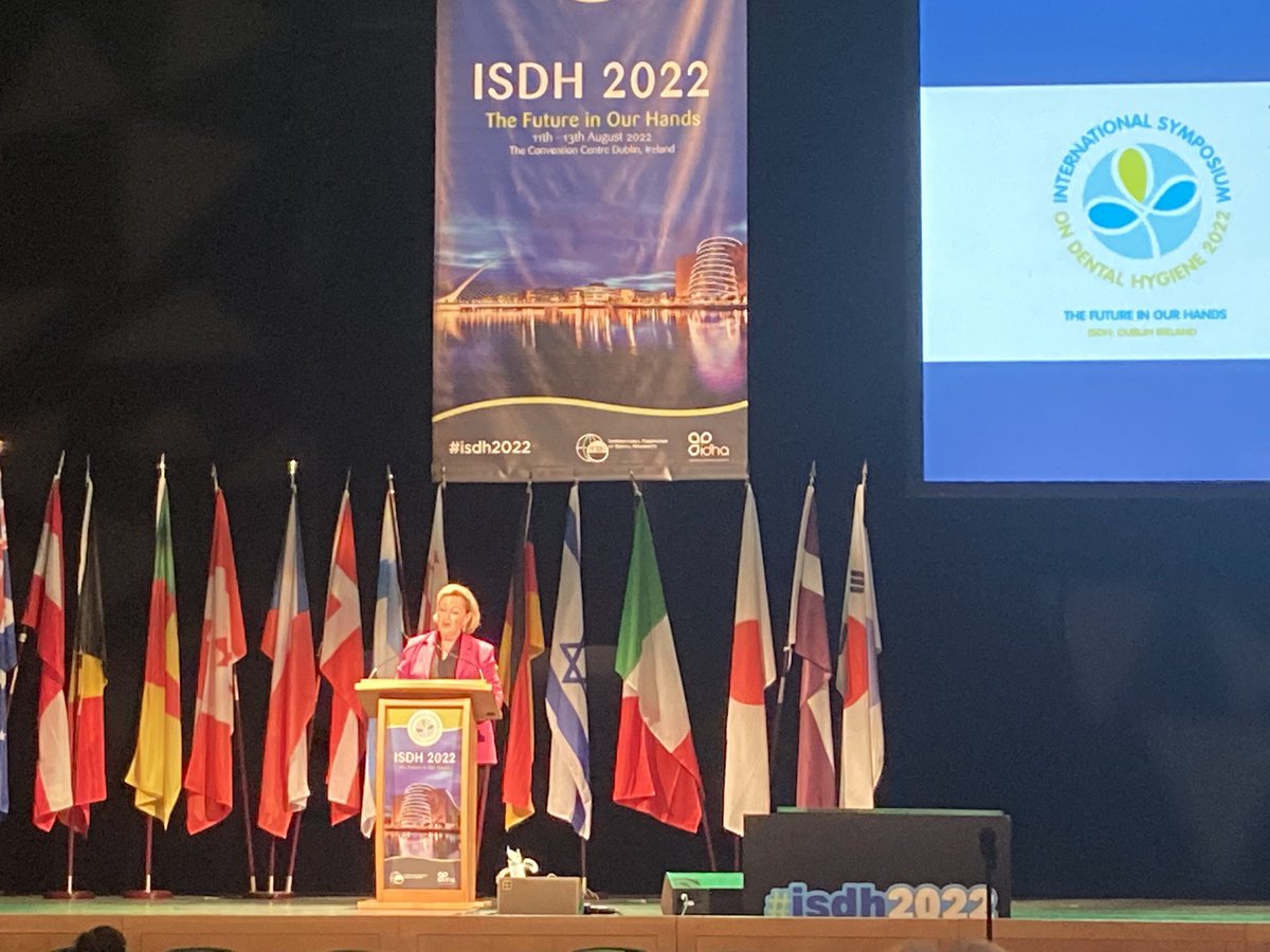 manonvanSpl's tweet image. Thank you Corrie for what you did for @IFDHygienists  the last 9 years. We are proud that you were our president the last 3 years and what you accomplished. #ISDH2022 @NVMmondzorg
