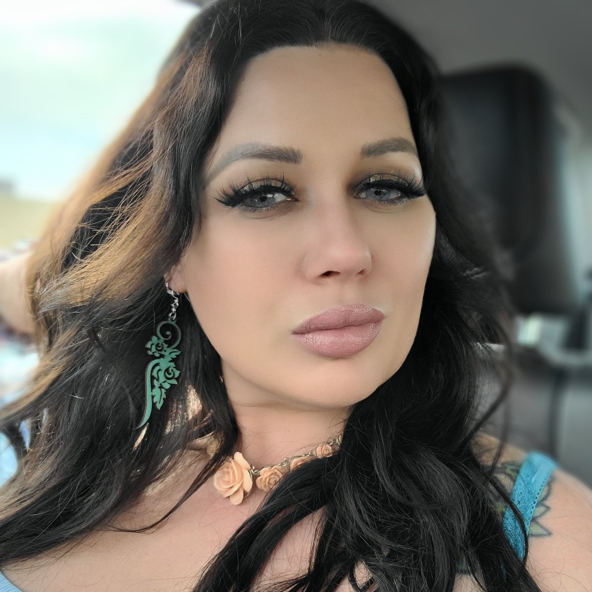 GoddessLycia's tweet photo. #NewProfilePic https://t.co/KXnUqJ019p
