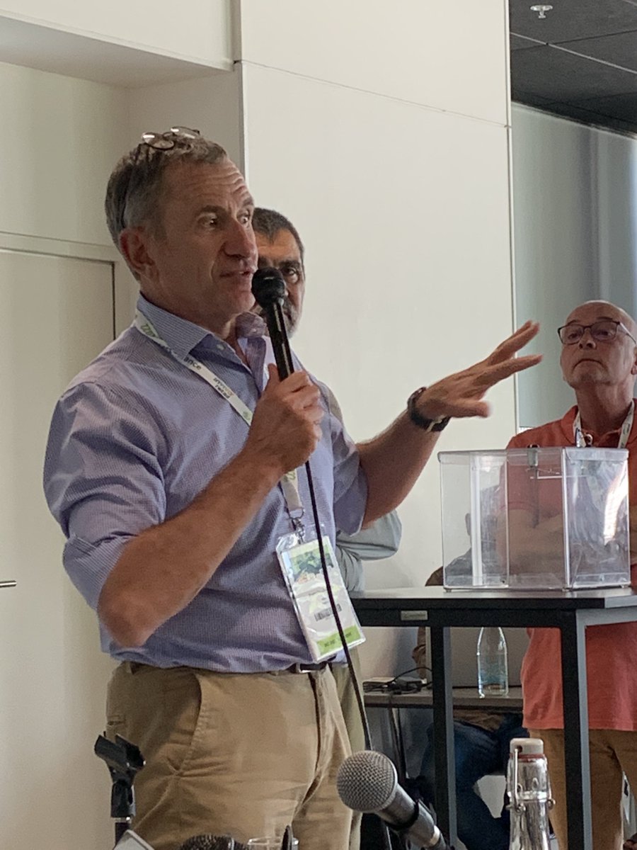 apricotqueen's tweet photo. Voting for the next President of ⁦@ishs_hort⁩ - it is between Owen Doyle and Francois Laurens… and the winner is Francois. Congratulations! https://t.co/RbF8RxKYC4